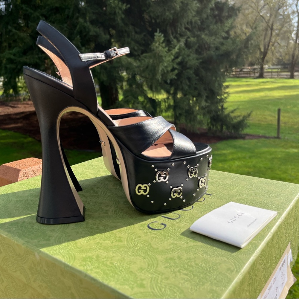 Gucci Janaya Black Leather Studded GG Platform High Heel Sandals 38,5